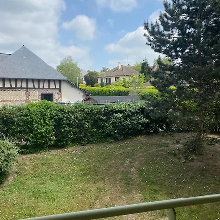 Le touquais Appartement dans résidence avec piscine et tennis Apartamento Touques